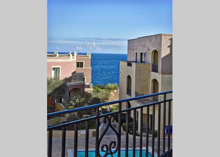 Sunny Apartment In Tas-Sellum Mellieha, Malta.