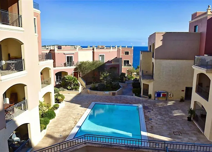Sunny Apartment In Tas-Sellum Mellieha, Malta.