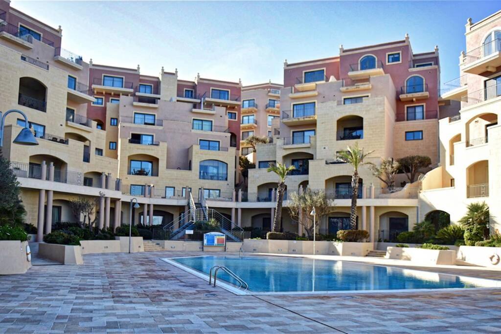 Apartment Sunny In Tas-sellum Mellieha, Malta. Ghajn Zejtuna